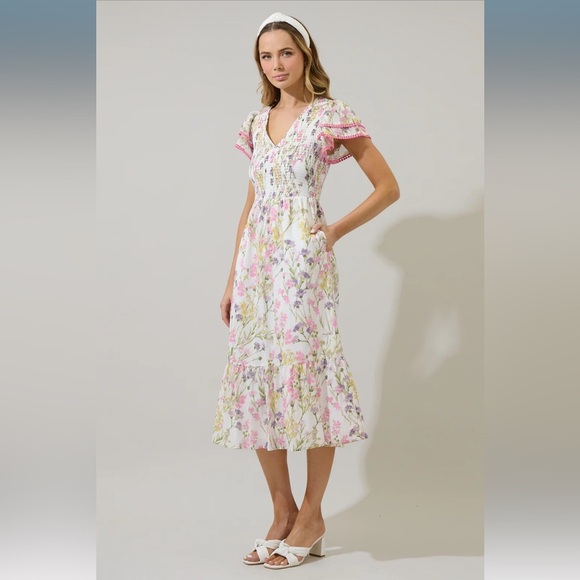 SugarLips Lita Floral Patte Tiered Midi Dress White Multi - Picture 4 of 7